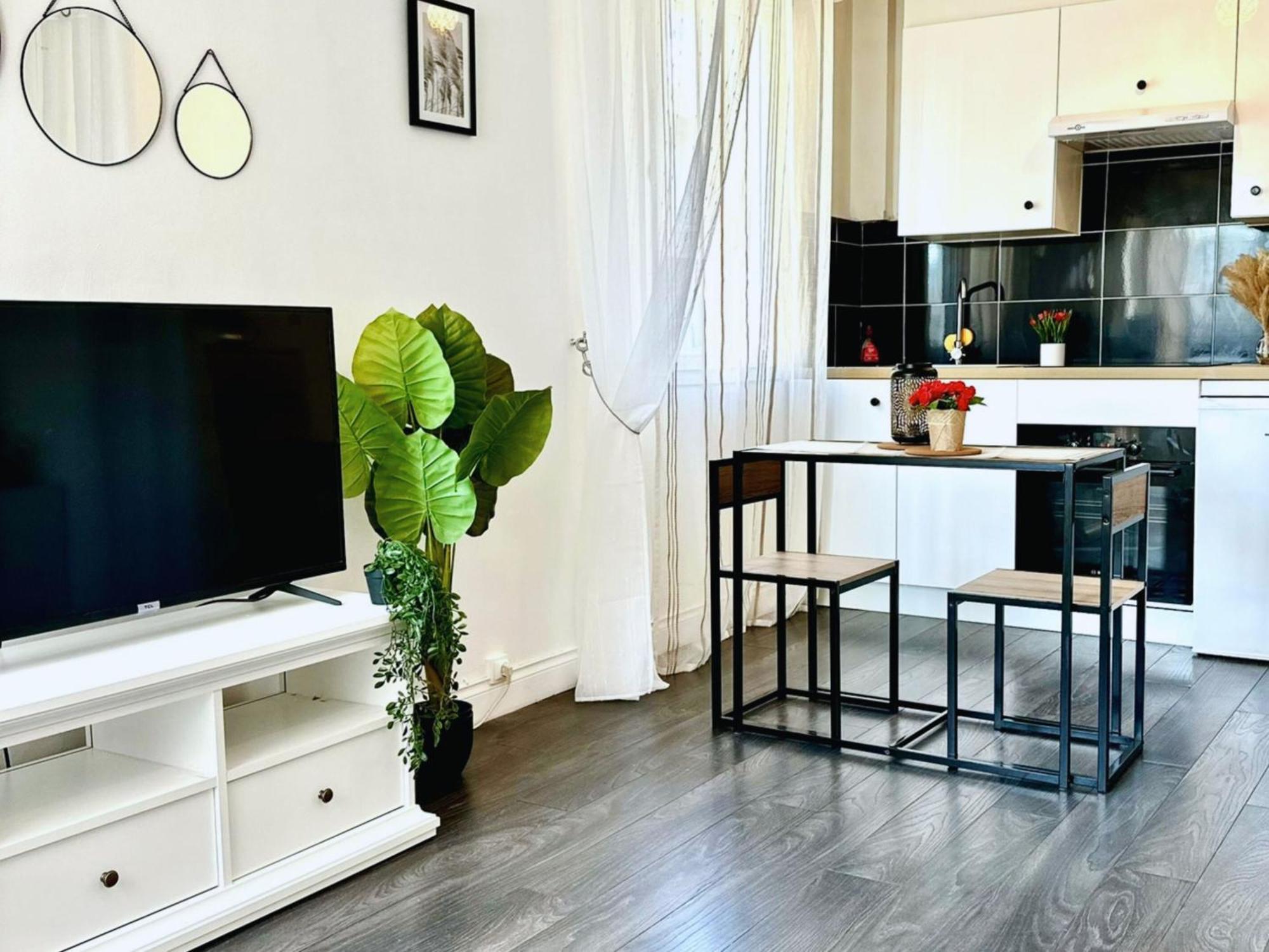 Cosy Palm Beach, Studio Pres De La Mer Et De La Croisette Cannes Bagian luar foto